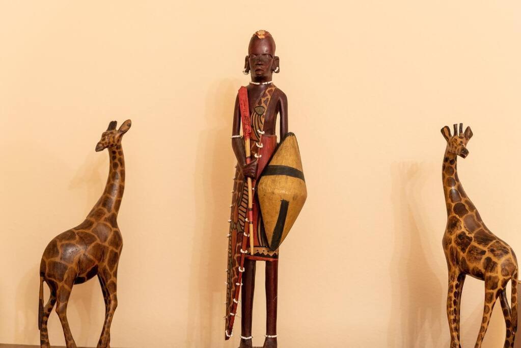 Modern African-Inspired Flat Διαμέρισμα Αθήνα Εξωτερικό φωτογραφία