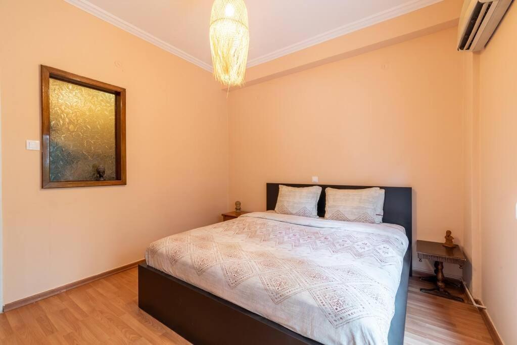 Modern African-Inspired Flat Διαμέρισμα Αθήνα Εξωτερικό φωτογραφία