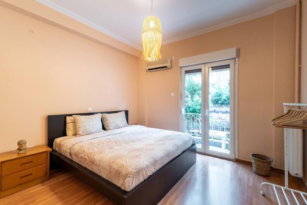 Modern African-Inspired Flat Διαμέρισμα Αθήνα Εξωτερικό φωτογραφία